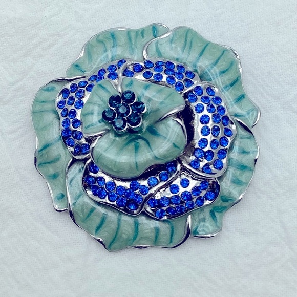 April Cornell Blue and Green Floral Brooch - Picture 1 of 4